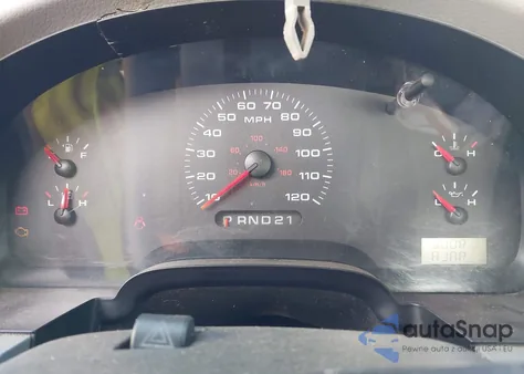 2005 Ford F-150 Stx/Xl/Xlt z USA, uszkodzony, nr VIN 1FTRX12W85NB30872